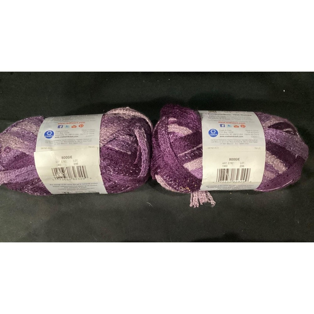 Red Heart Boutique Sashay Yarn Lot 4 Skeins Boogie Super Bulky Acrylic New - Picture 4 of 5